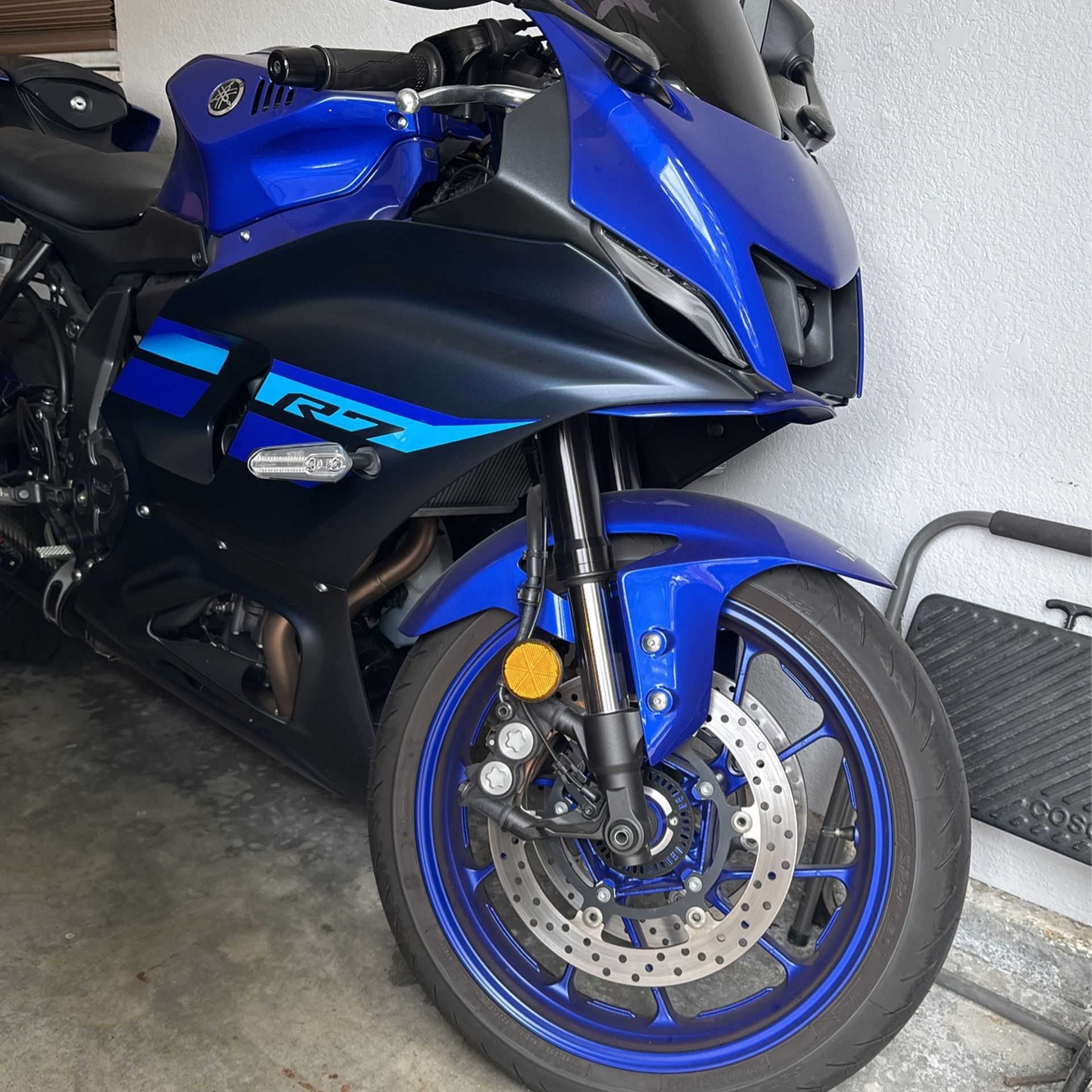 Yamaha R7 2024