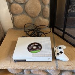 Xbox One With Cod WARZONE 