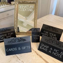 Lot Of Wedding Signage /accessories