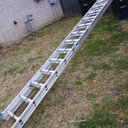 32 Ft Ladder New