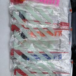 KUSTOM OFF-WHITE KEYCHAINS