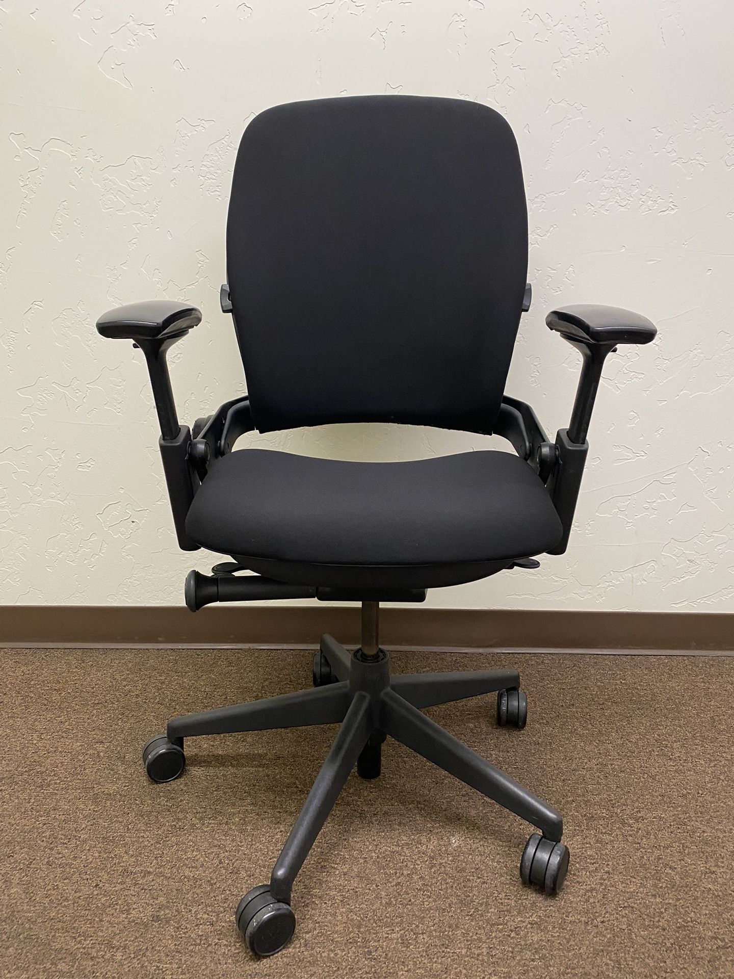 Steelcase Leap V2 Fully Adjustable Model With 3D Bio Fabric Office