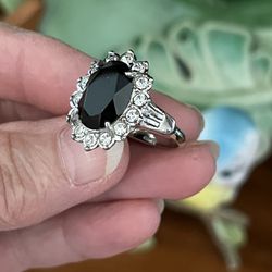 Beautiful Sterling Silver And Black/White CZ Ring 