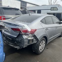 Motor  And Parts , Hyundai Elantra 2017  $1600