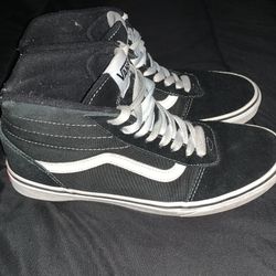 Black Vans Sk8-Hi