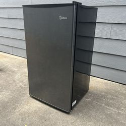 Fully Functional Midea Brand Mini Refrigerator
