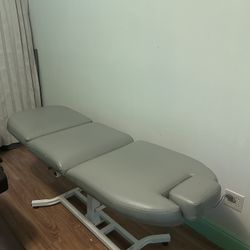 Massage / Esthetician Bed