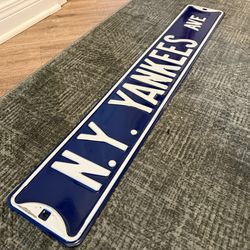 NY Yankees Ave Metal Street Sign - Official MLB Merch