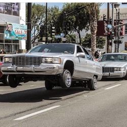 Lowrider Hood tour