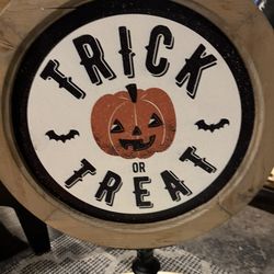 Halloween Sign Decor