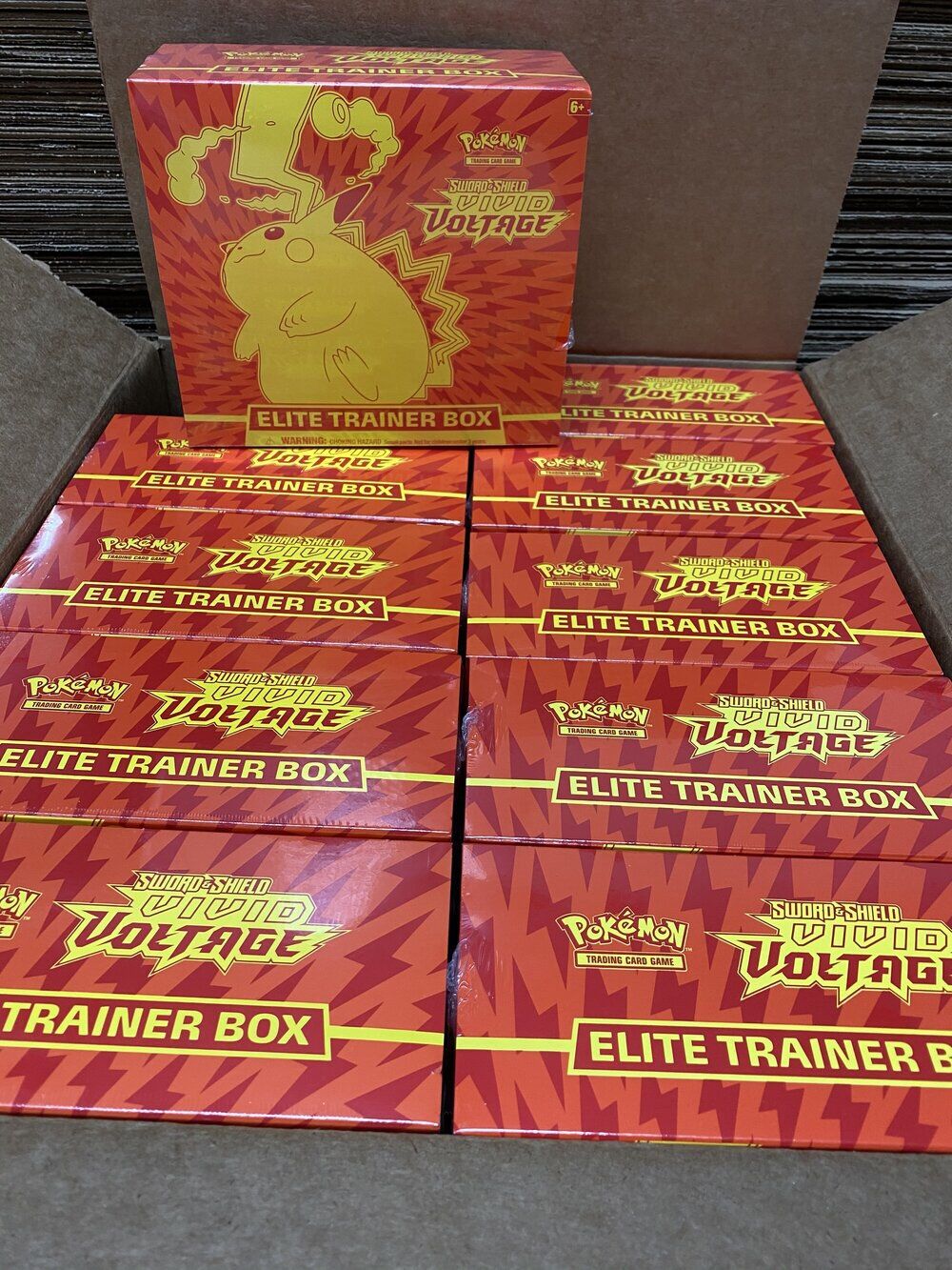 Pokemon Vivid Voltage Elite Trainer Box