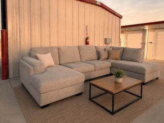 Comfortable Gray Double-Chaise Sectional Couch