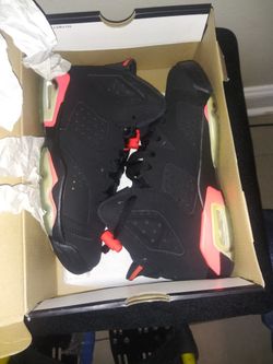 AIR JORDAN 6 RETRO SIZE 6.5Y