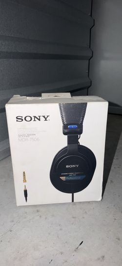 Sony MDR-7506 Headphones