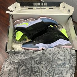 Mens 10.5 Lebron James XIX 19 Low Black Ghost Green Pink Shoes Nike DO9829 001