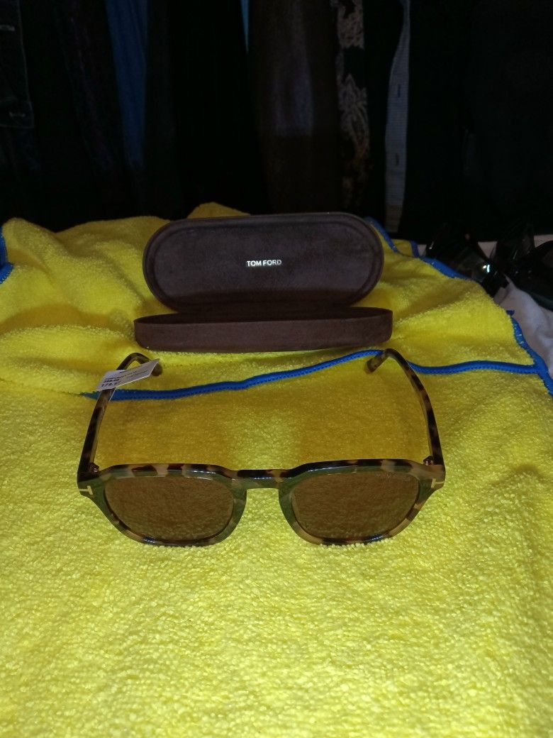 Tom Ford Avery TF931