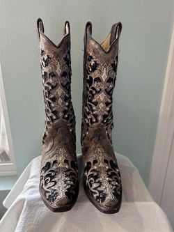 Embellished Western Cowboy Boots