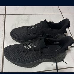 Adidas Bounce Men’s Size 9 1/2 Traxion Sneakers Shoes Black 