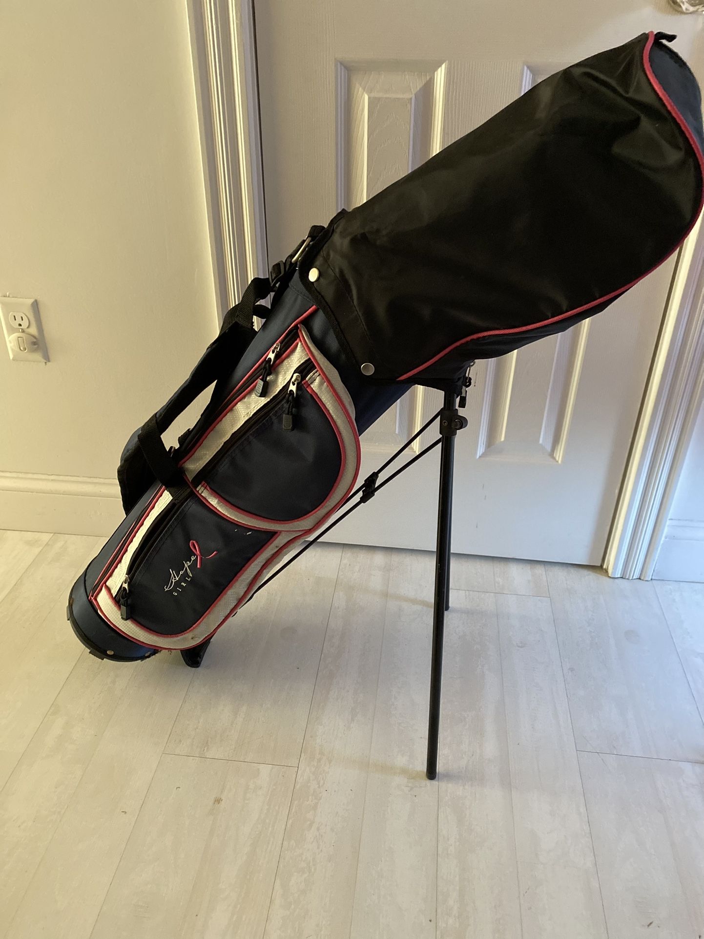 Wilson X Hope Golf Set