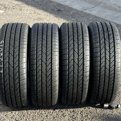 215/60/15 TOYO EXTENSA ALL SEASON *LIKE NEW*