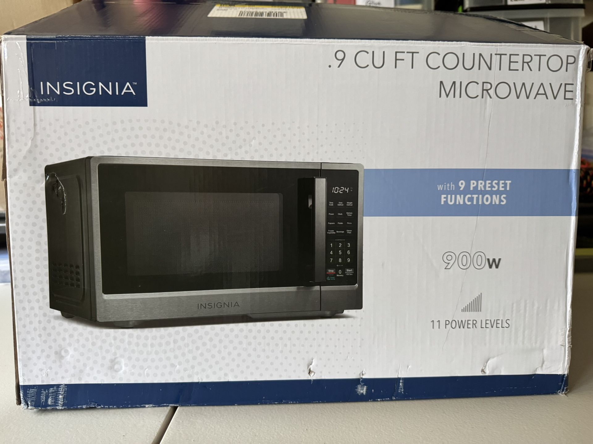 Insignia Microwave