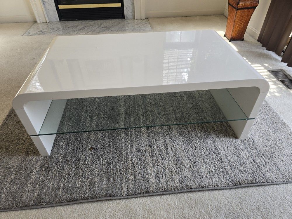 Heavy White Center Table