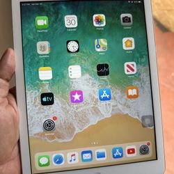 iPad Air 1st Gen 9.7 Inch Great Battery 