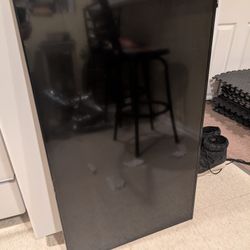 Samsung 38" Smart TV