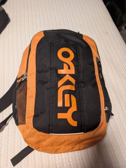 Oakley Enduro 3.0 20L backpack