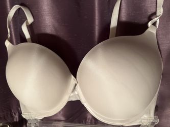 Victoria's Secret 36D Bombshell Miraculous Plunge Adds 2 Cups Sizes Padded  Bra for Sale in Allen, TX - OfferUp