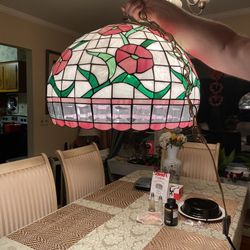 Tiffany Stile Lamp.Give Me Your Best Offer 