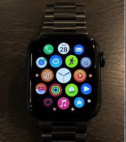 Apple Watch Series 4 black