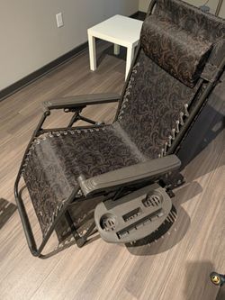 Zero Gravity Recliner Chair with Tray