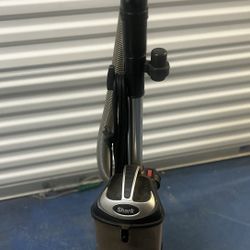 Shark Deluxe Vacuum