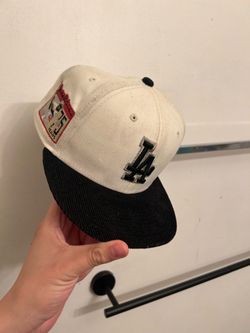 Limited edition la hat hmu for trades