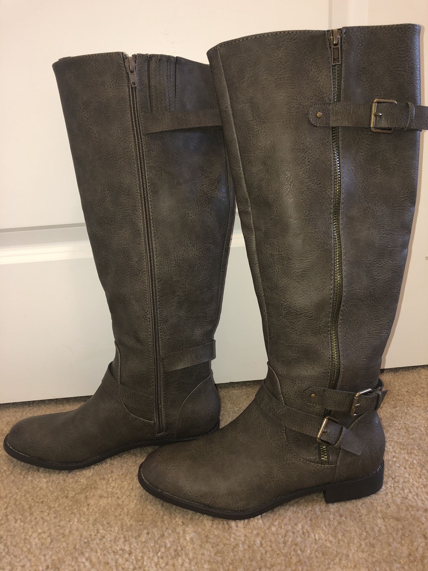 Women’s Just Fab boots size 8.5