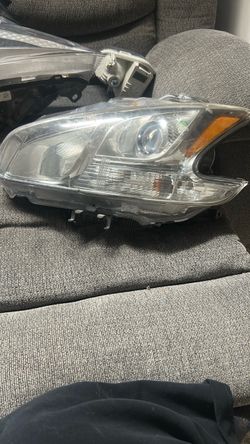 OEM 2009-2014 Nissan Maxima HID Xenon Headlight Left Driver Side With Ballast