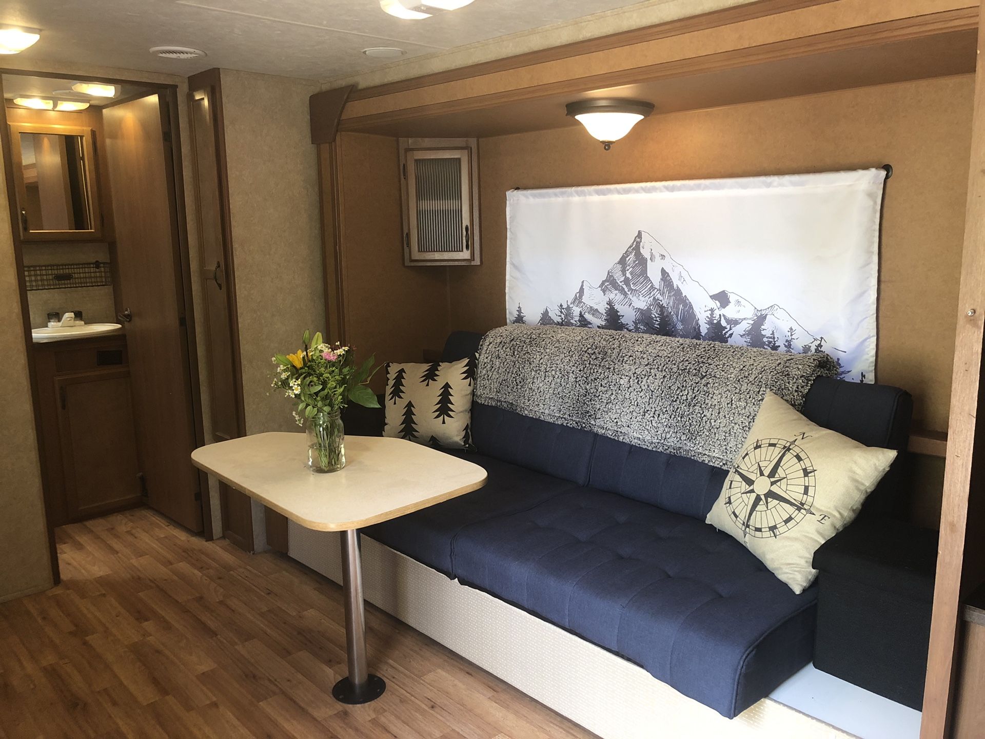 2011 travel trailer for sale