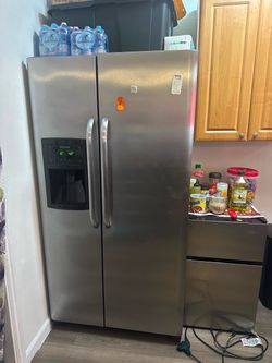 Stove and refrigerator