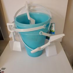 New 9 Inch Sand Pail  Total Of 5