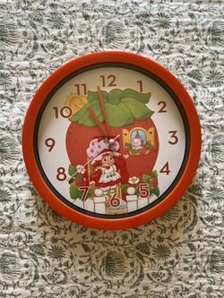 Strawberry Shortcake Clock