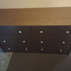 Wood dresser 
