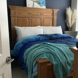 Queen Bed with Storage Unit
