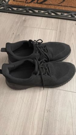 Black Nonslip Shoes (Men Size 11)