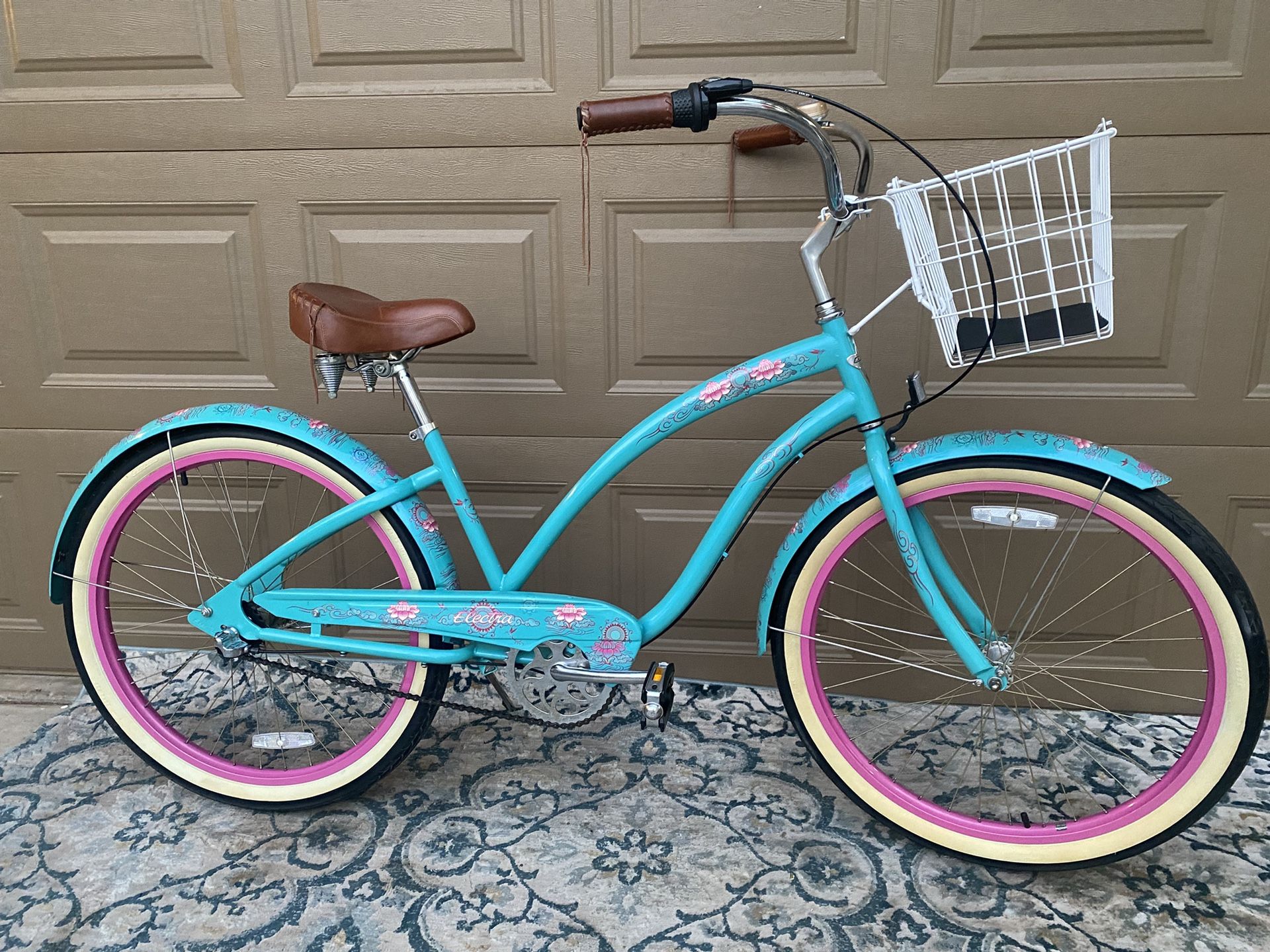 Electra 3 Speed Beach Cruiser