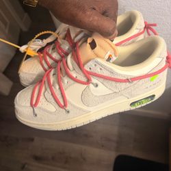 Nike dunk low off white
