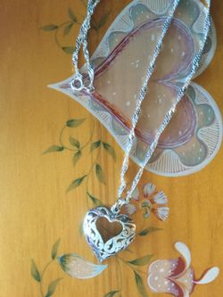 Sterling Silver HEART ❤️ Pendant / 18" inch fine silver plated chain