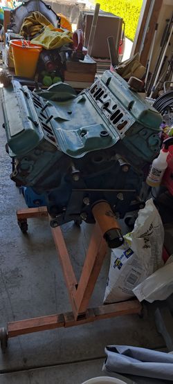 389 Pontiac Engine