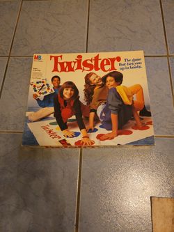 Orginal Hasbro/Milton Bradley Twister Game