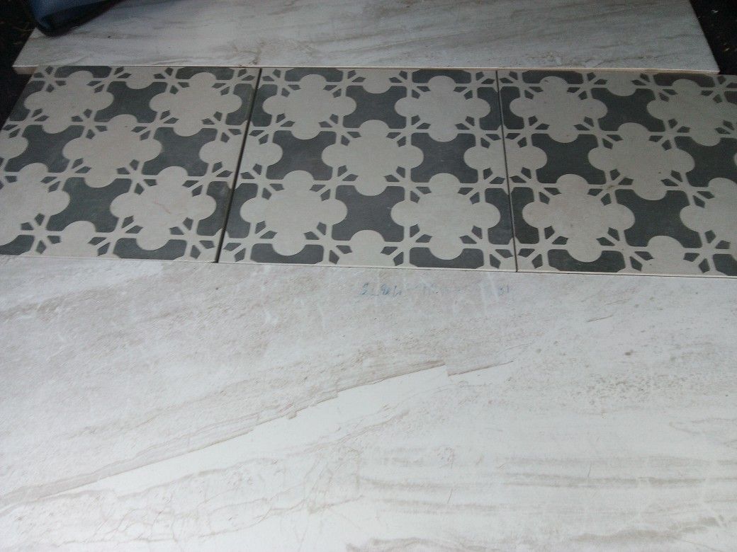 12x24 Ceramic Tiles. N 6x6 Design Tiles